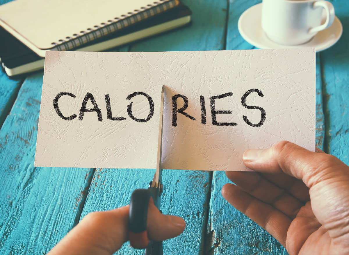 cutting calories concept