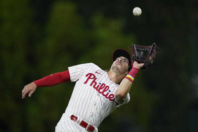 Look: Another MLB Player Hit A Bird During A Game Monday Night