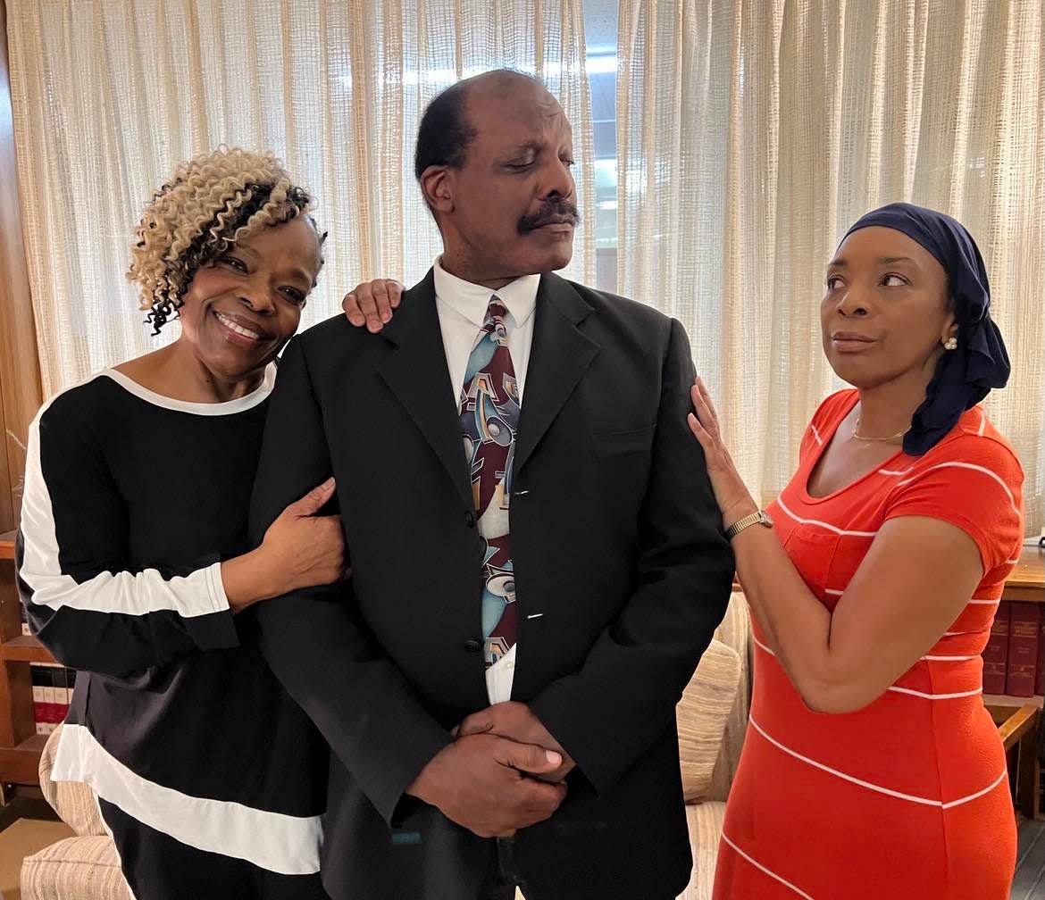 "The Jeffersons Tribute Show" will be performed Saturday at The Metropolitan Centre in downtown Canton. From left are Kathy Boyd, Rufus Malone and Carol McAfee.