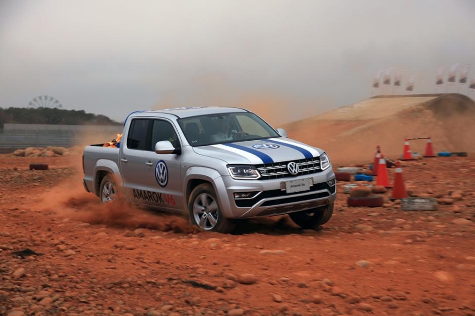 volkswagen-amarok-v6