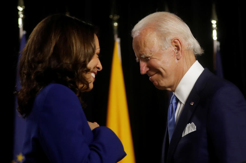 Trotz aller Gegenwehr: Die rechtmäßigen Sieger der US-Präsidentschaftswahl 2020 sind die Demokraten Joe Biden und Kamala Harris. (Bild: REUTERS/Carlos Barria)