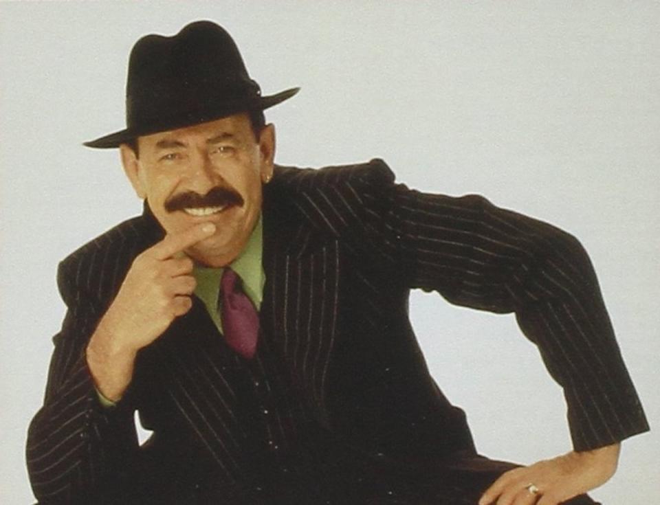 Mit dem Stotter-Hit "Scatman (Ski-Ba-Bop-Ba-Dop-Bop)" legte Scatman John 1995 den Sommerhit des Jahres hin. Auch dem 1999 verstorbenen Sänger half die Entdeckung der Musik und des Klavierspiels: Mit ihrer Hilfe legte er das Stottern, unter dem er in seiner Kindheit litt, schließlich ab. (Bild: BMG Japan)