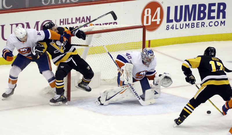 NHL: New York Islanders at Pittsburgh Penguins