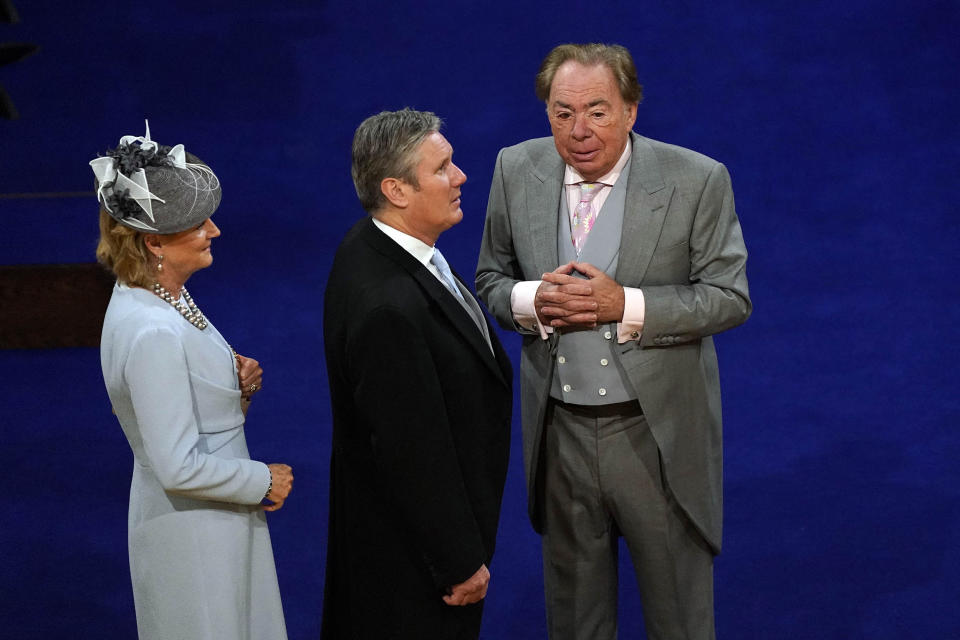 Keir Starmer talks with Andrew Lloyd Webber  (Andrew Matthews / Pool /AFP via Getty Images)