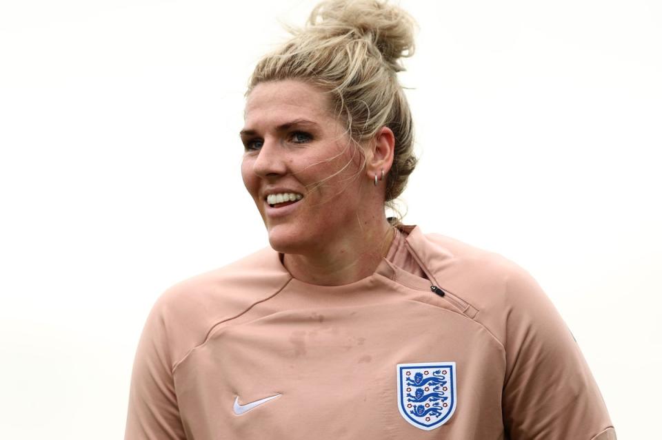 Millie Bright deve estar em forma a tempo para a Copa do Mundo (The FA via Getty Images)