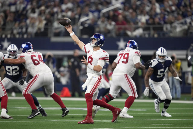 New York Giants defensive tackle Dexter Lawrence (97) is seen before an NFL  football game against the Dallas Cowboys, Thursday, Nov. 24, 2022, in  Arlington, Texas. Dallas won 28-20. (AP Photo/Brandon Wade