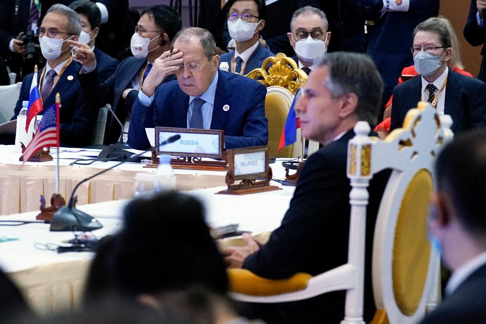 Russia’s Foreign Minister Sergey Lavrov (L) and US Secretary of State Antony Blinken (R) attend the East Asia Summit Foreign Ministers meeting during the 55th Asean Foreign Minsters’ Meeting in Phnom Penh on 5 August 2022 (POOL/AFP via Getty Images)