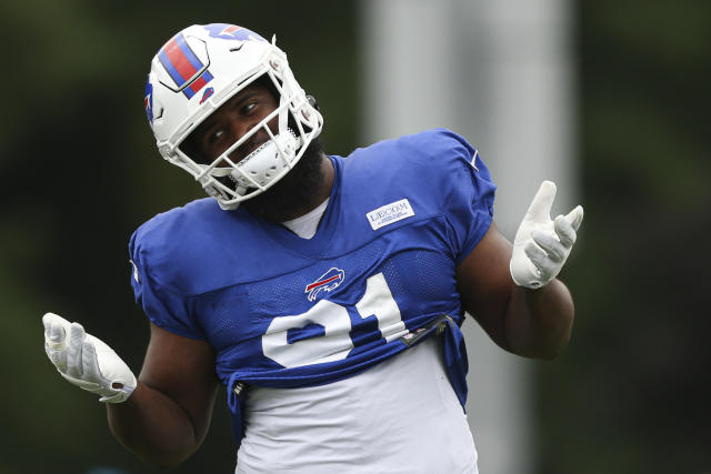 Bills without DTs Ed Oliver, Tim Settle at practice