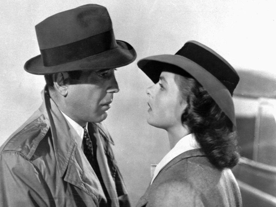 Humphrey Bogart e Ingrid Bergman en Casablanca (Warner Bros Pictures)