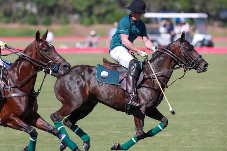 El príncipe Harry jugó su último partido de polo en Santa Bárbara antes de regresar al Reino Unido