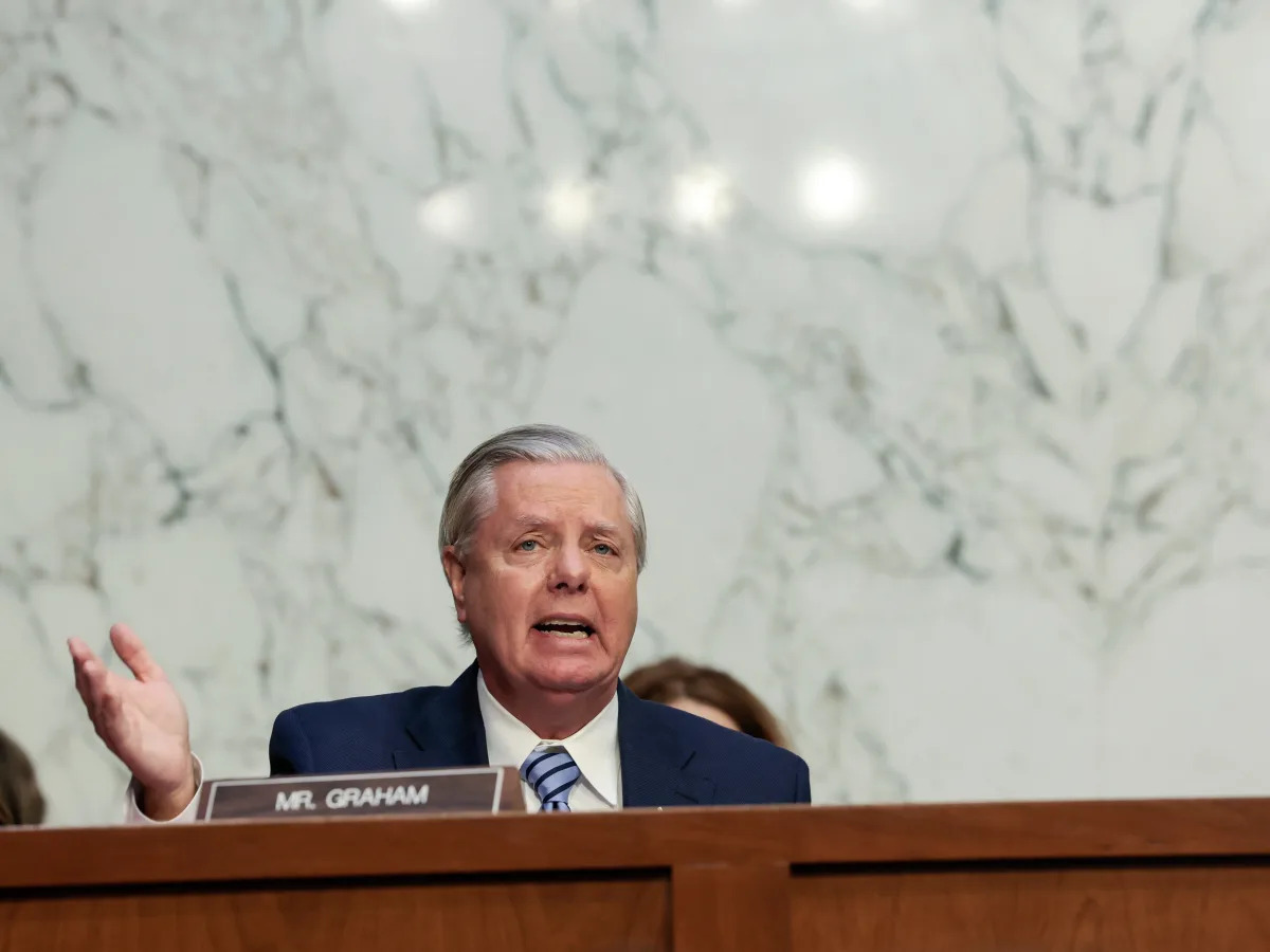 Lindsey Graham told an officer who was beaten with a flag pole during the Capito..