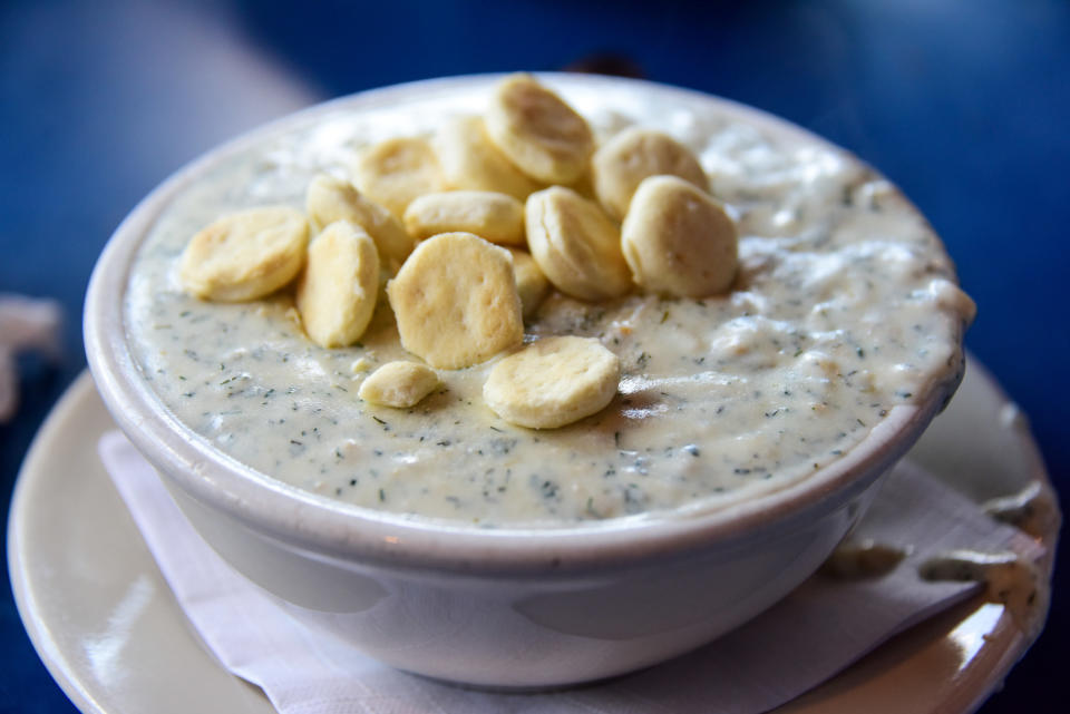 Creamy New England clam chowder