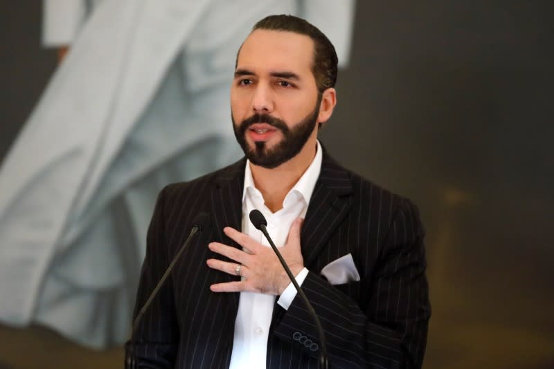 FILE PHOTO: El Salvador President Nayib Bukele speaks during a news conference in San Salvador