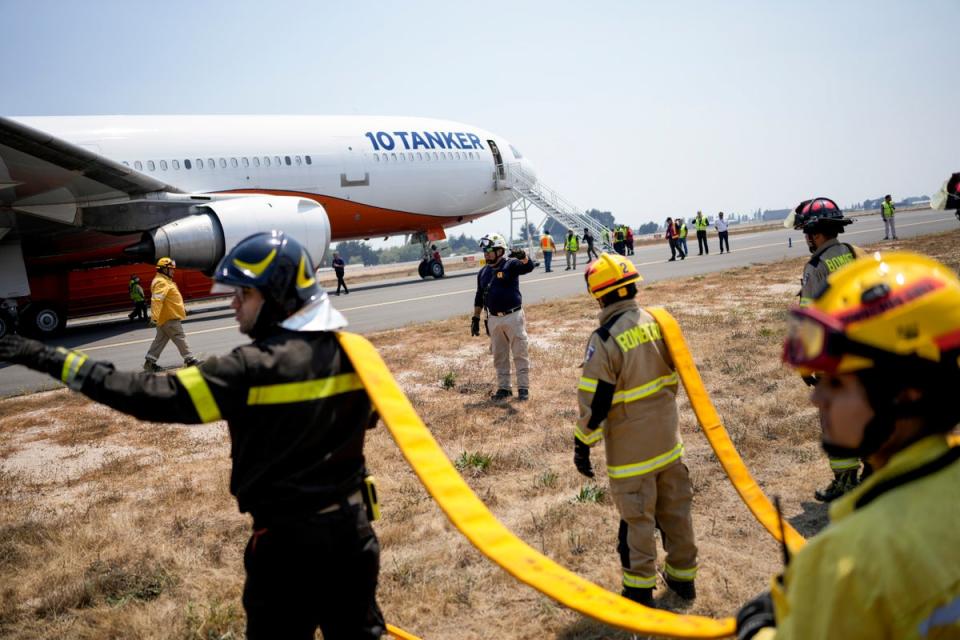 CHILE-INCENDIOS FORESTALES (AP)