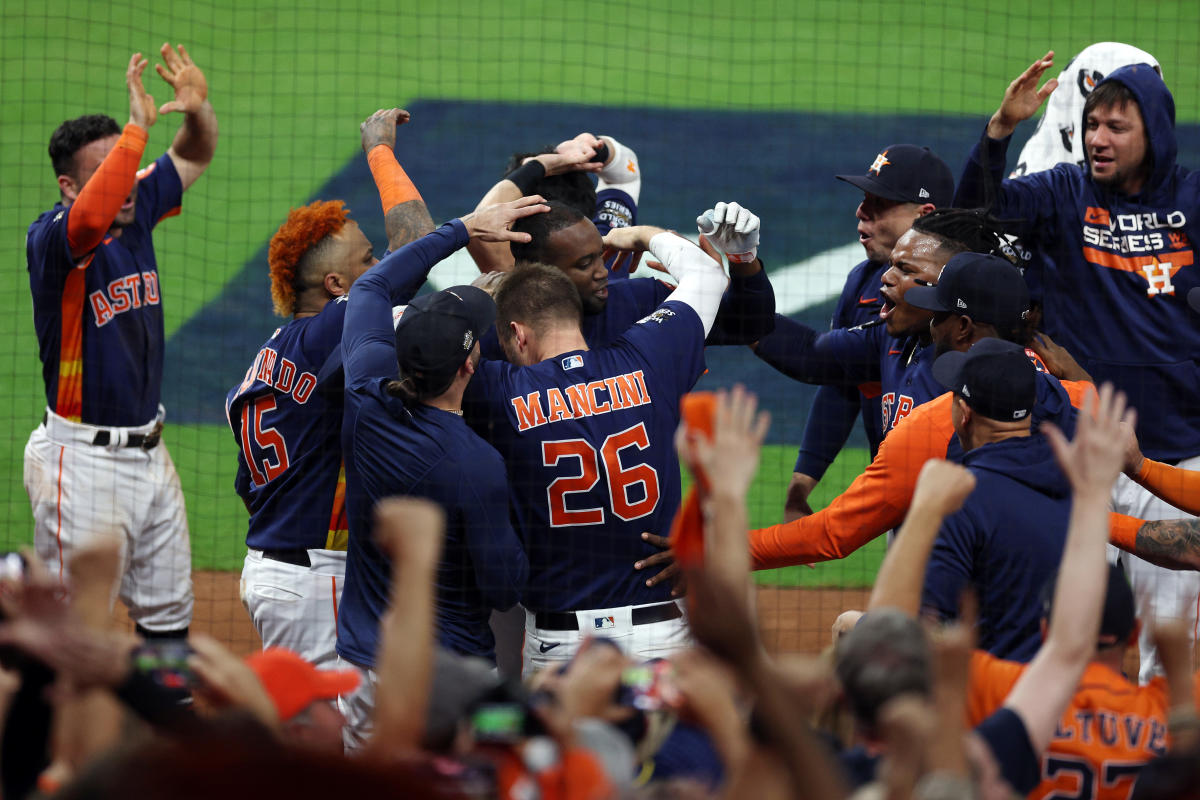 MLB Playoffs: Astros try to sweep Yanks, Phils lead Pads 3-1 –  WJET/WFXP/