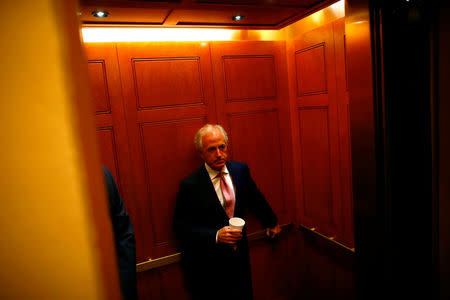 Senator Bob Corker (R-TN) arrives for a health care vote on Capitol Hill in Washington, U.S. July 26, 2017. REUTERS/Eric Thayer