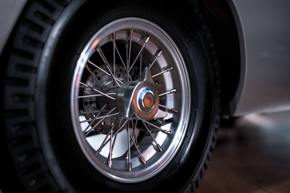 DB5Junior_Details_Wheel.jpg