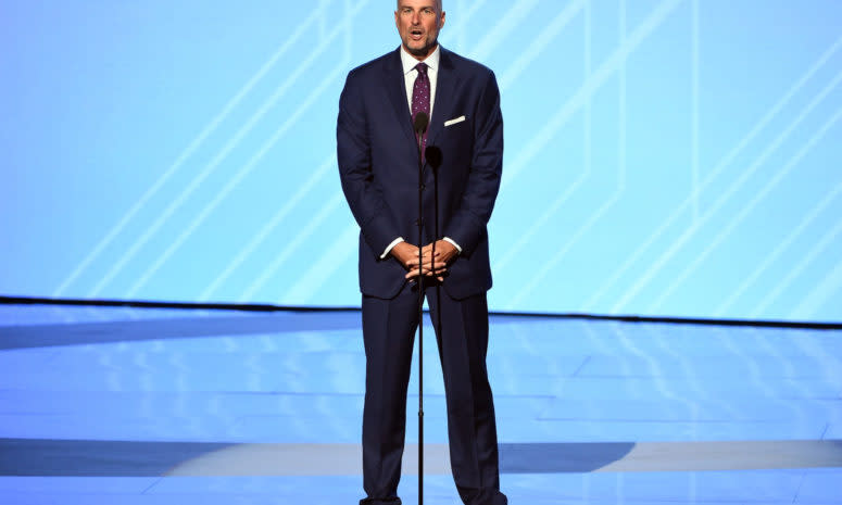 Jay Bilas speaking at the ESPYs.