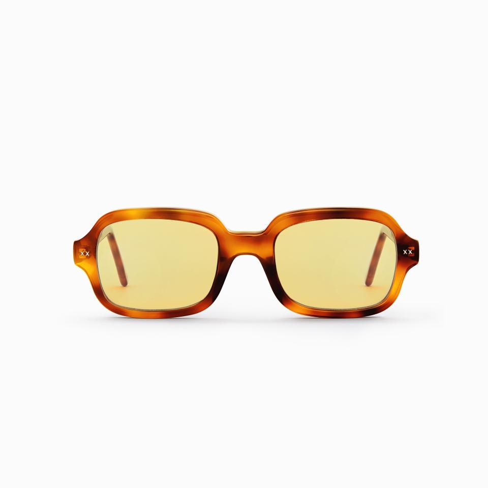 <p><a href="https://lexxola.com/collections/shop-all/products/jordy-tortoise-yellow" rel="nofollow noopener" target="_blank" data-ylk="slk:Shop Now;elm:context_link;itc:0;sec:content-canvas" class="link ">Shop Now</a></p><p>Jordy Sunglasses</p><p>£250.00</p><p>lexxola.com</p>