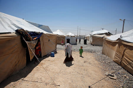 Displaced Iraqis from Talafar are seen in Salamya camp, east of Mosul, Iraq August 6, 2017. REUTERS/Khalid Al-Mousily