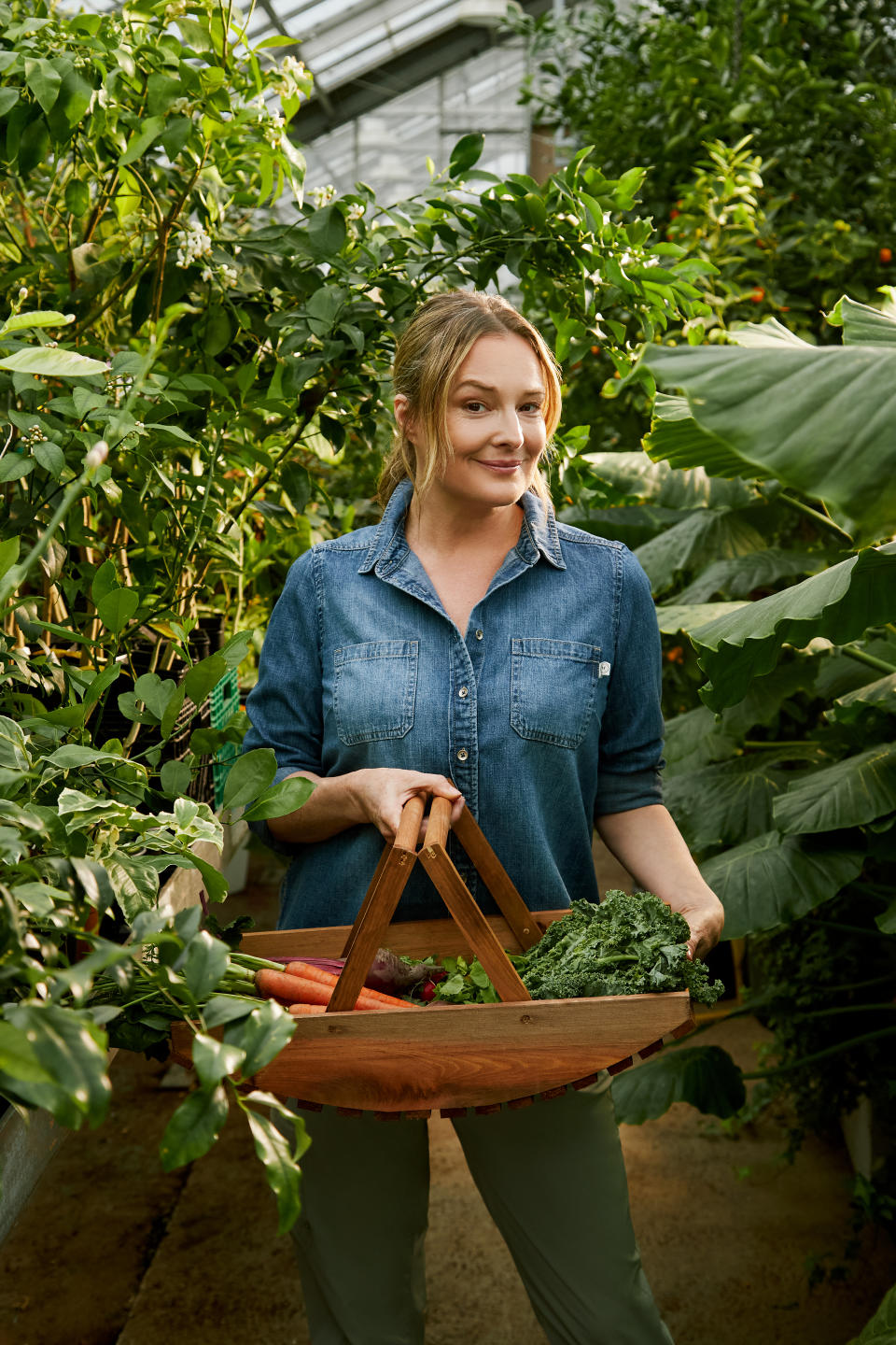 Martha Stewart/Tractor Supply chambray work shirt and convertible cargo pant.