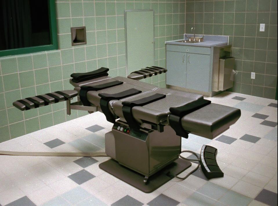 FILE - This March 22, 1995, file photo shows the interior of the execution chamber in the U.S. Penitentiary in Terre Haute, Ind. Executioners who put 13 inmates to death in the last months of the Trump administration likened the process of dying by lethal injection to falling asleep, called gurneys “beds” and final breaths “snores.” But those tranquil accounts are at odds with AP and other media-witness reports of how prisoners’ stomachs rolled, shook and shuddered as the pentobarbital took effect inside the U.S. penitentiary death chamber in Terre Haute, Indiana. (AP Photo/Chuck Robinson, File)
