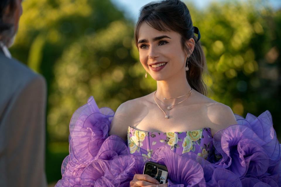 Lily Collins in ‘Emily in Paris’ (Netflix)