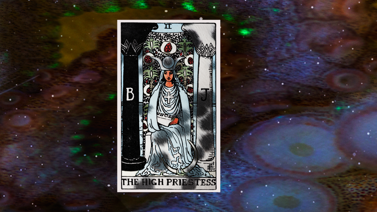 the high priestess tarot card