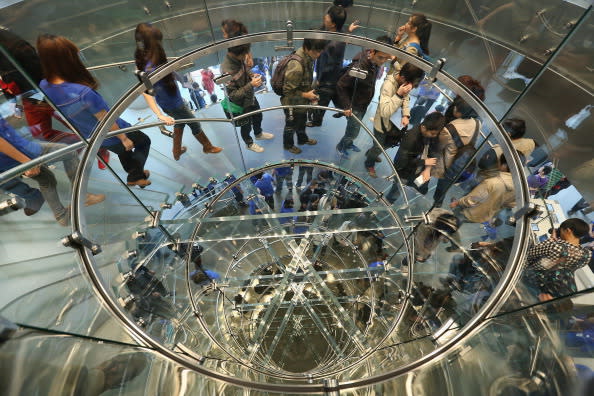 Apple's Biggest Flagship Store In Asia Opens In Beijing