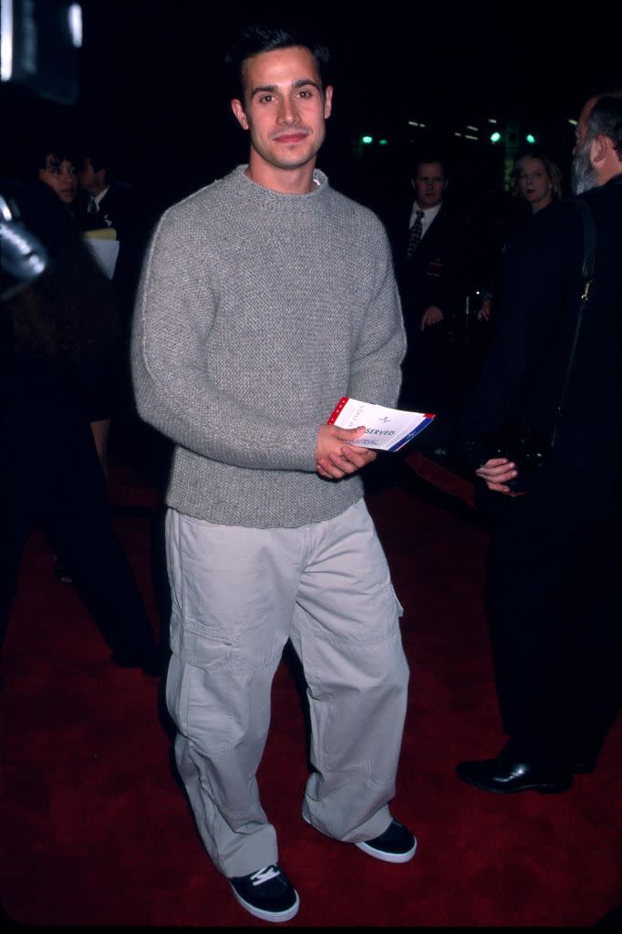 Freddie Prinze, Jr., Mr. Golden Globe 1996, at the 1999 premiere of "End of Days," Nov. 16, 1999