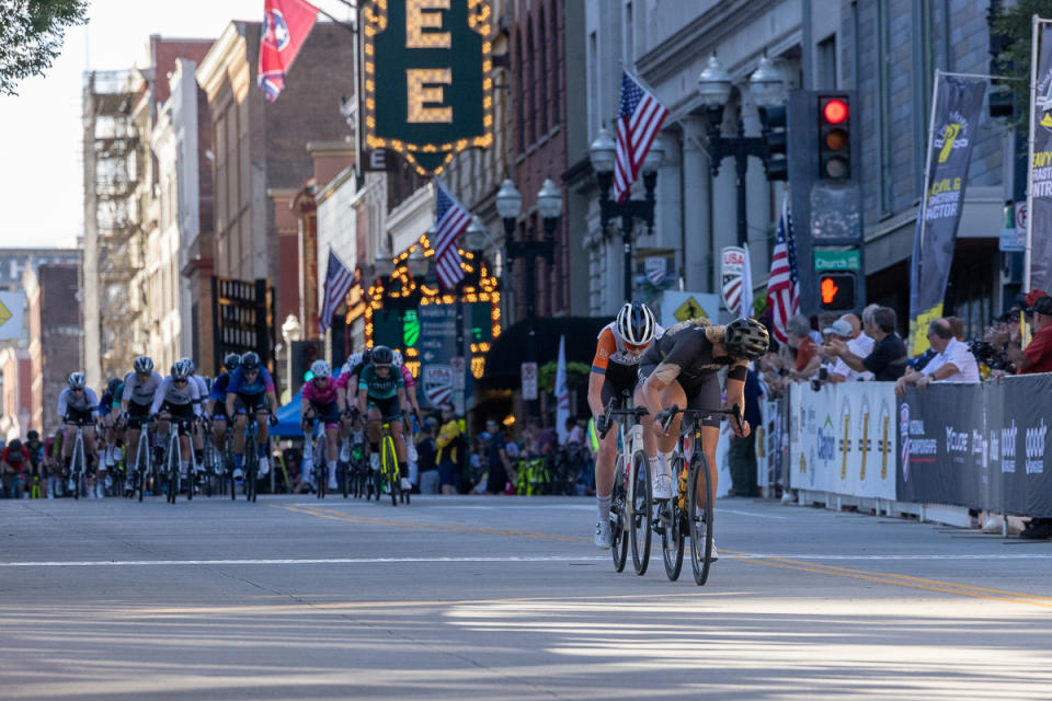 Ava Hackmann (Denver Disruptors) made one of the more daring and successful attempts, getting away from the field for a whole lap during the middle of the race