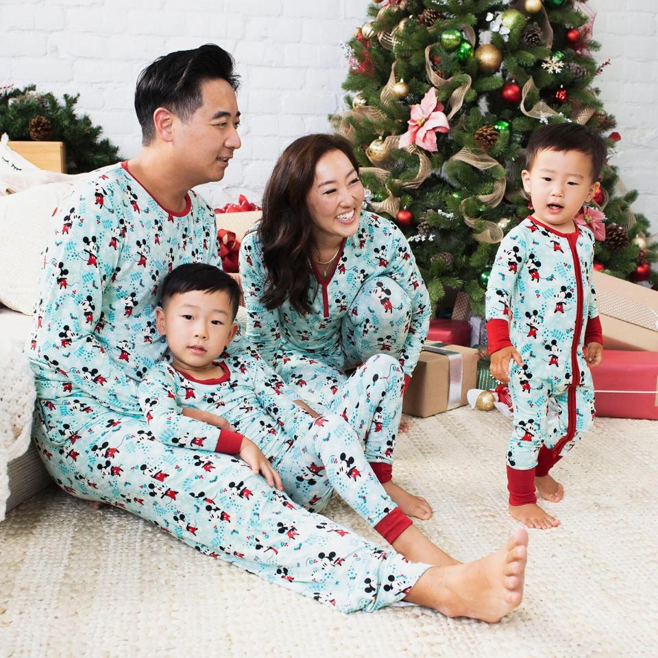 matching family holiday pajamas