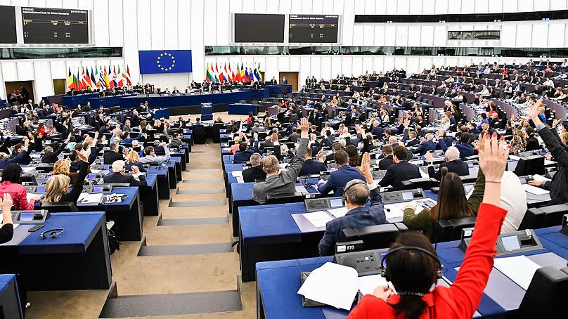 Dem nächsten Europäischen Parlament werden 720 Abgeordnete angehören, statt wie bisher 705.