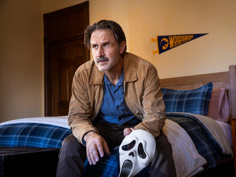 David Arquette in the "Scream" house bedroom.