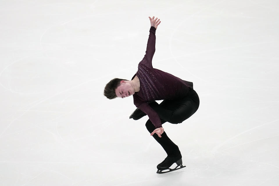 Maxim Naumov competes during the men's short program at the U.S. figure skating championships Friday, Jan. 26, 2024, in Columbus, Ohio. (AP Photo/Sue Ogrocki)