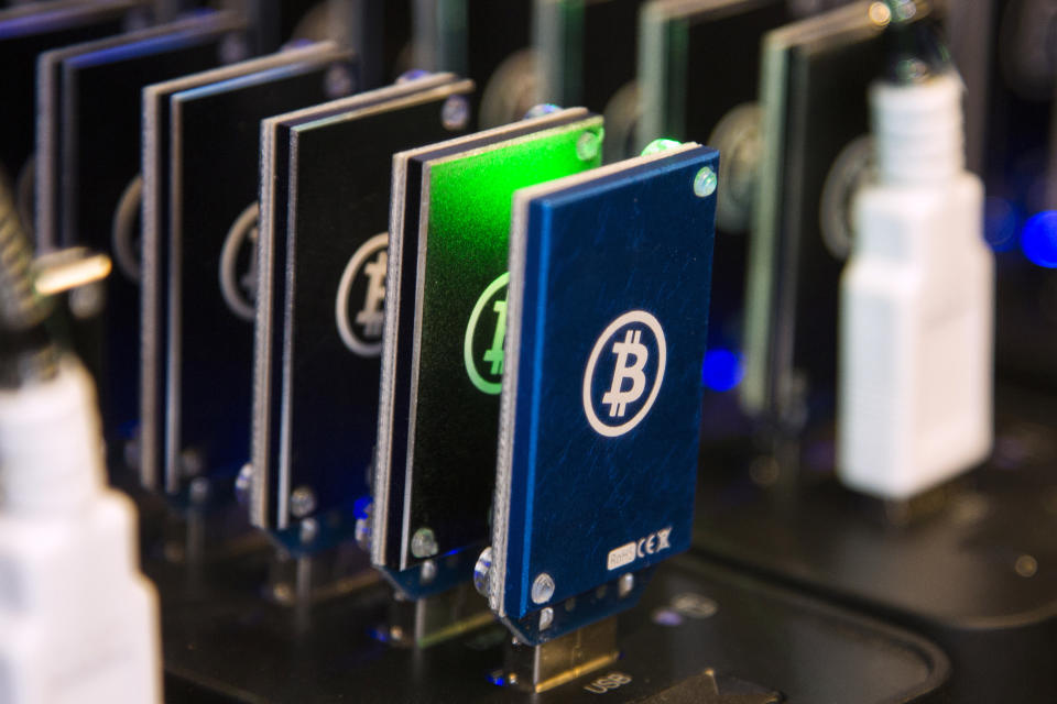 A chain of block erupters used for Bitcoin mining is pictured at the Plug and Play Tech Center in Sunnyvale, California October 28, 2013. Since discovering digital currency Bitcoins a few months ago, Aaron Jackson-Wilde has paid about $2,000 for 