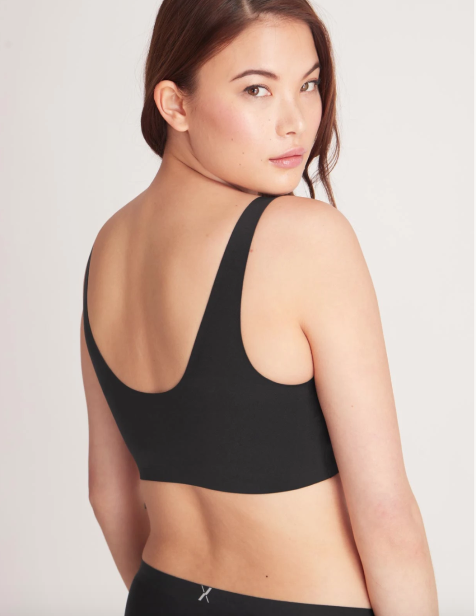 The LuxeLift PulloverBra in Black. 