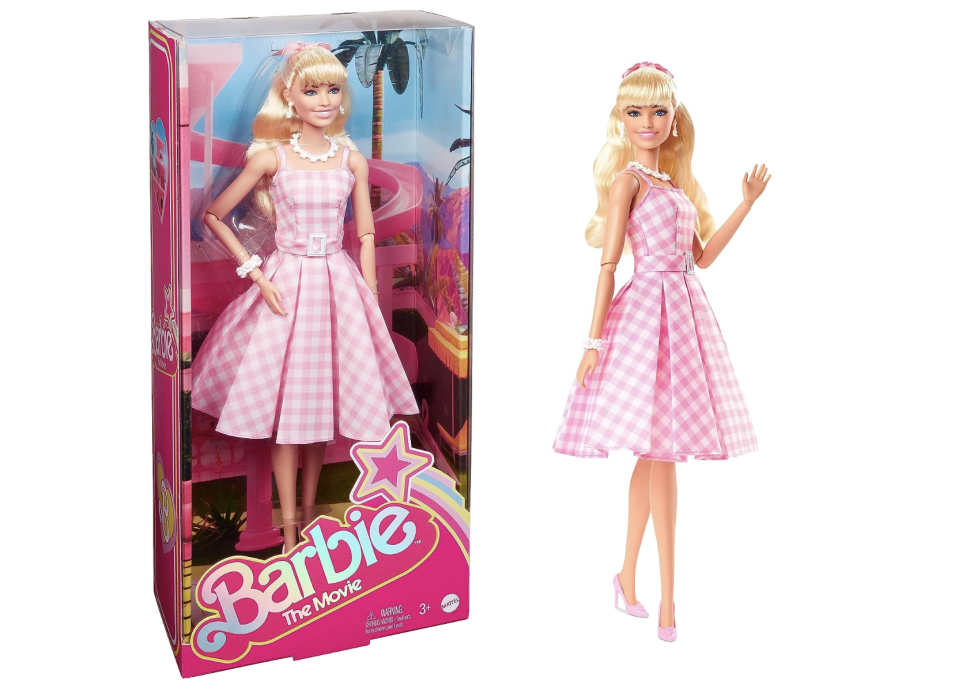 Barbie Iconic Movie Outfit. (PHOTO: Amazon Singapore)