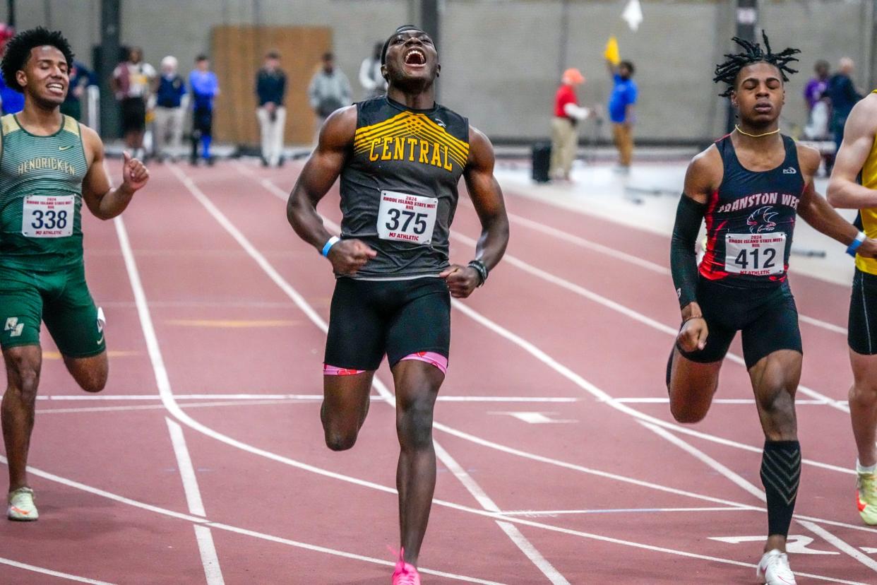 Elijah Gardea wins the 55-meter dash