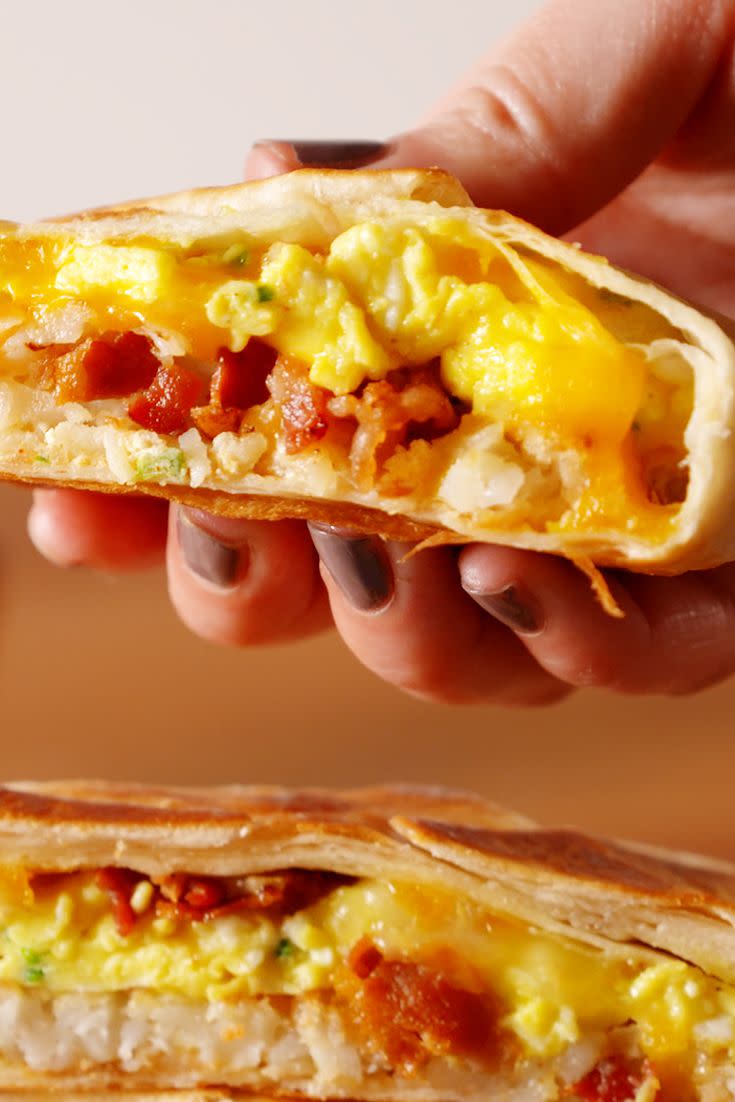 Breakfast Crunchwrap Supreme