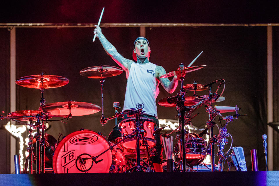 Blink 182 drummer Travis Barker performed "Money and Power" alongside Kid Ink and Skylar Grey.