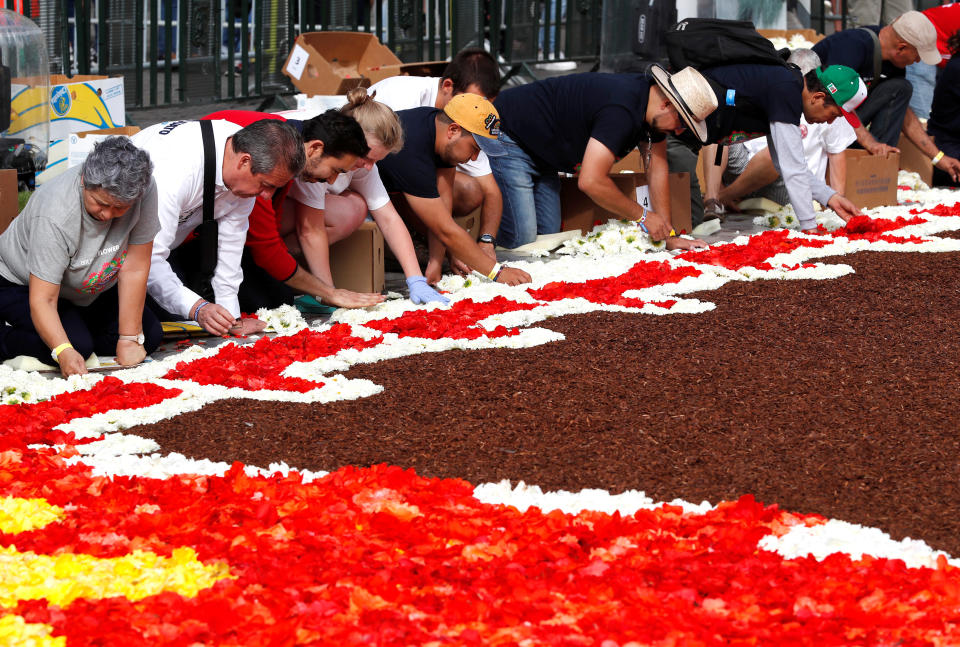 FOTOS | México protagoniza tradicional alfombra floral gigante de Bruselas