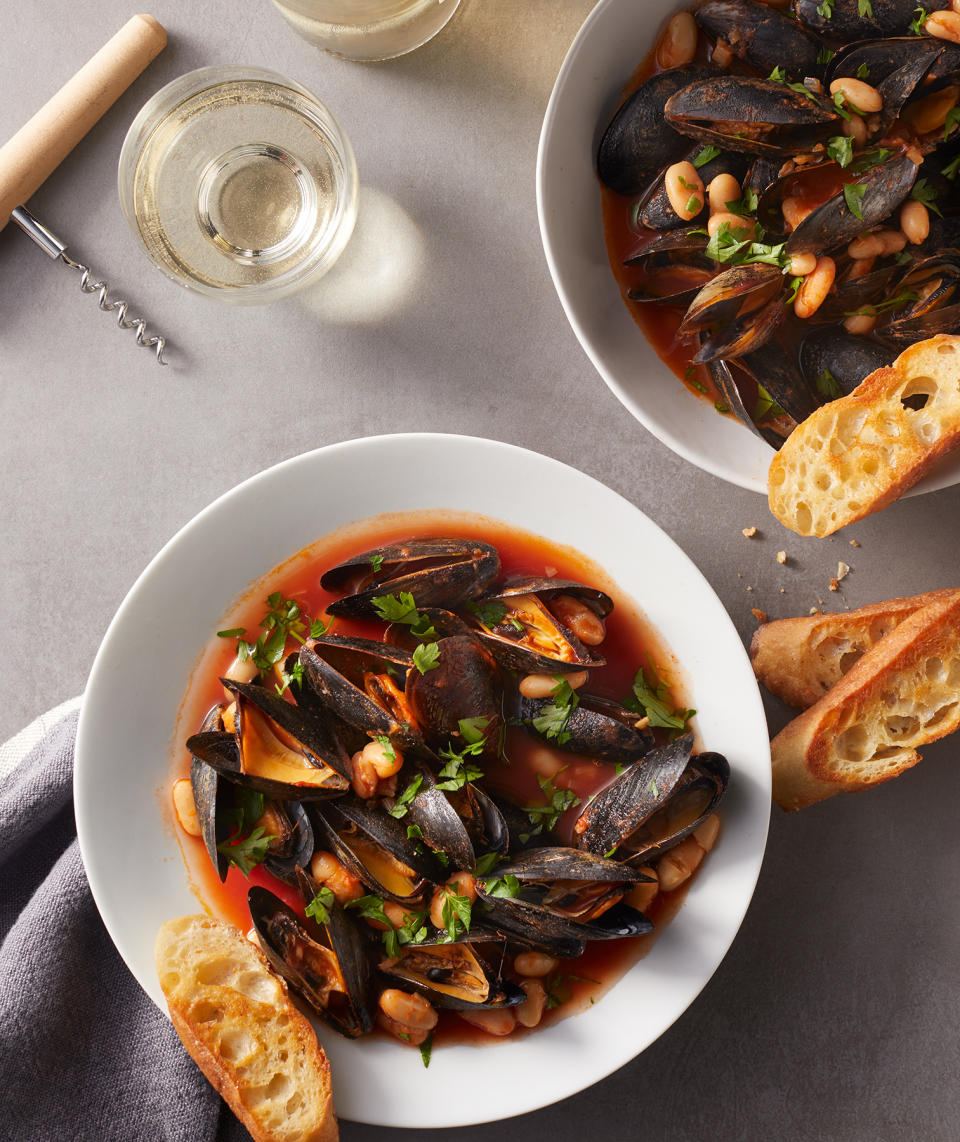 Tomatoey Beans and Mussels