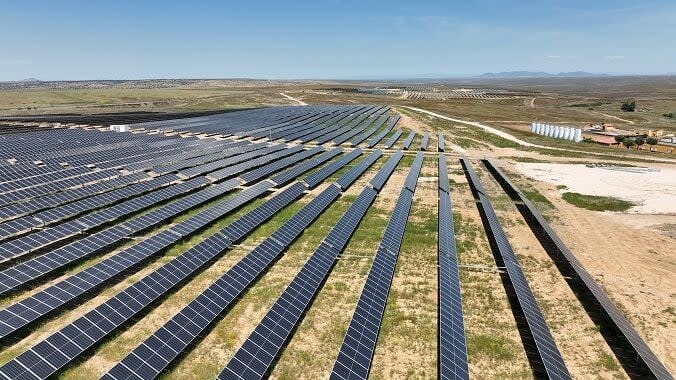Naturgy pone en marcha su primera fotovoltaica en Extremadura por más de 15 millones de euros