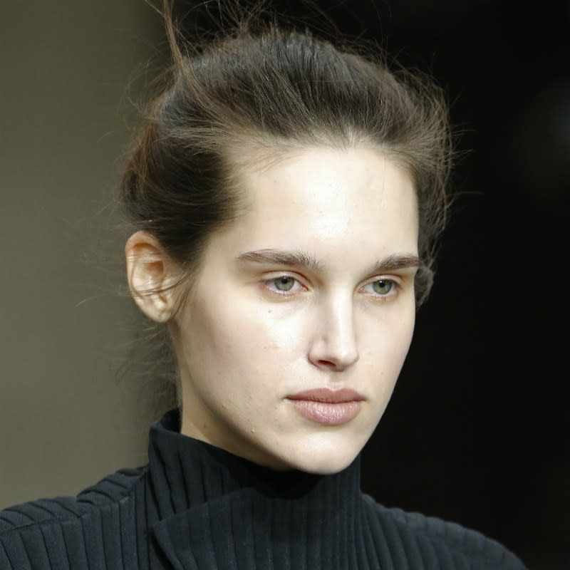 Issey Miyake: Messy Hair, Don't Care