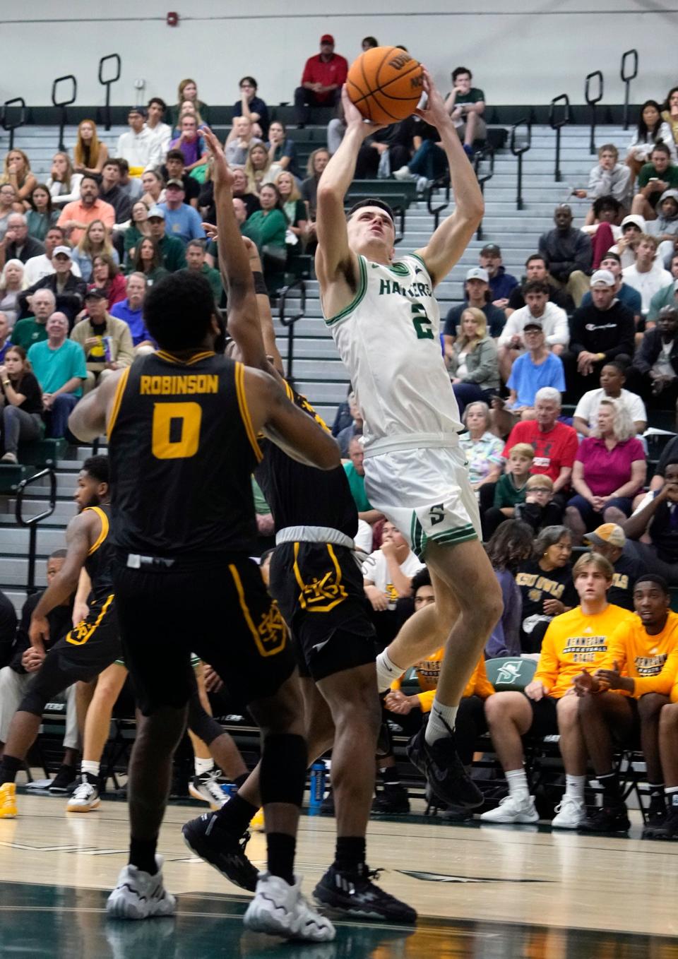 Stetson's Sam Peek attempts a shot to the basket during a game with Kennesaw State  at Stetson's Edmunds Center, Thursday, Jan. 19, 2023.