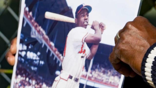 Baseball great Henry 'Hank' Aaron, 86, passes into history
