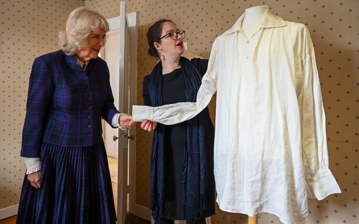 Lizzie Dunford shows the infamous white shirt worn by Colin Firth in Pride and Prejudice - Finnbarr Webster