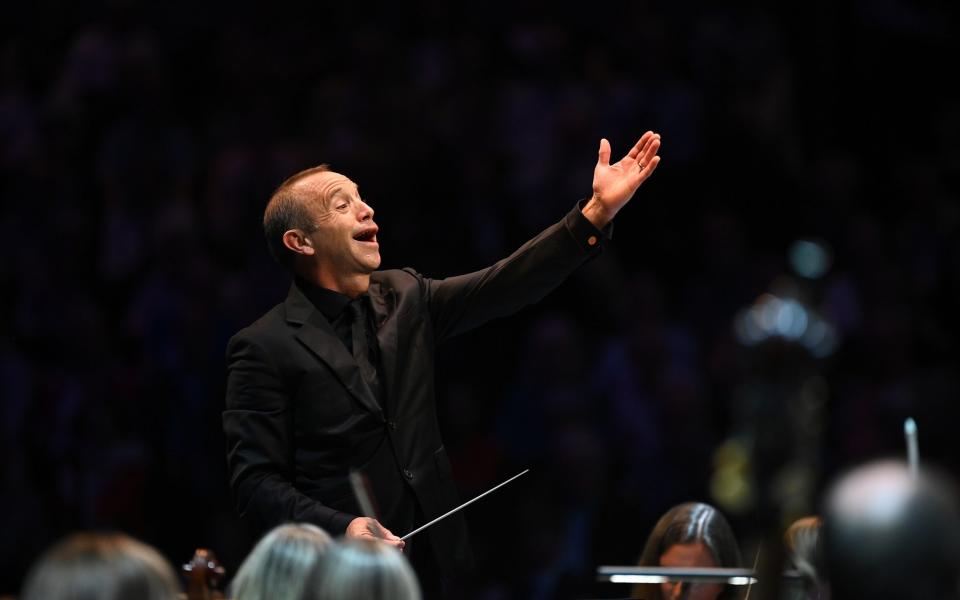 Mark Wigglesworth and Stephen Hough wooth the BBC Phil at the 2023 Proms