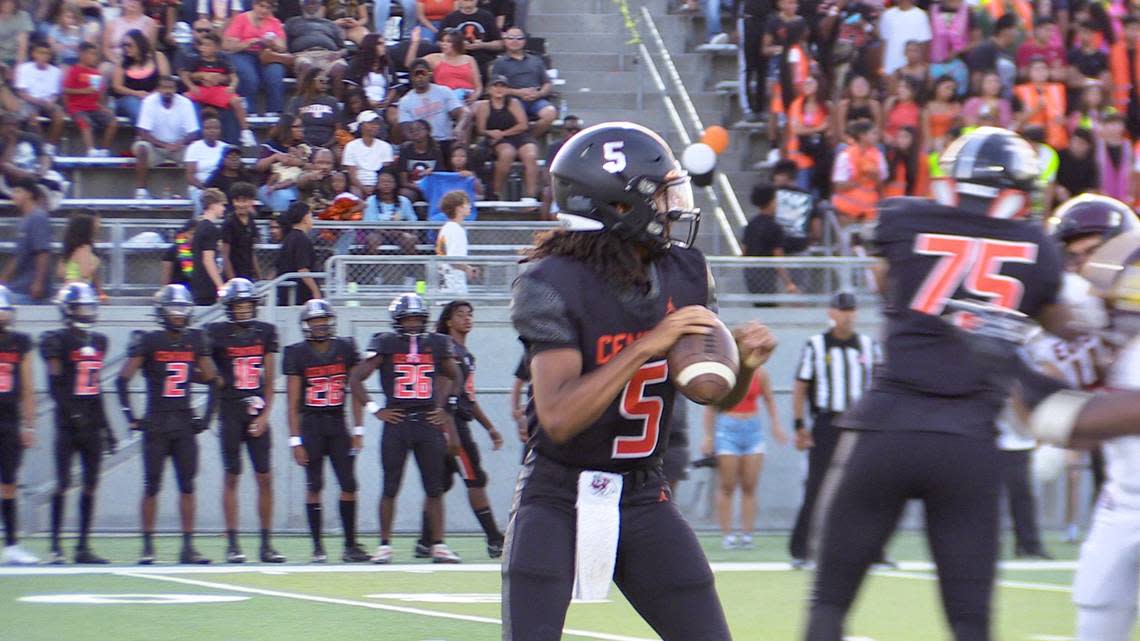 Central quarterback Earl Riley attempts a pass against Edison-Stockton on Friday, Aug. 18, 2023. The Grizzlies won 48-13. ANTHONY GALAVIZ/agalaviz@fresnobee.com